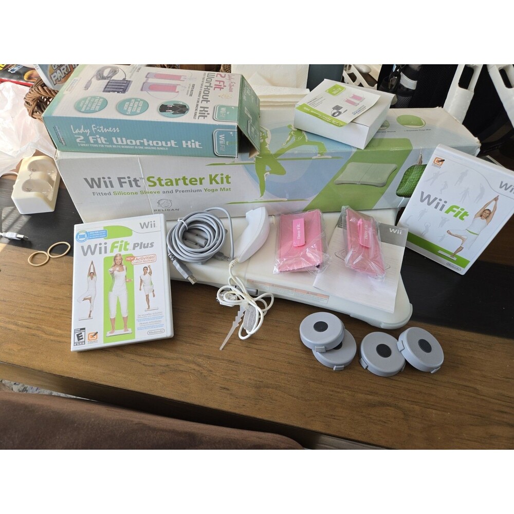Complete Nintendo Wii Fit Balance Board Wii Fit & Fit Plus Games & Accessories